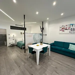  Apartment San Saba Street 52