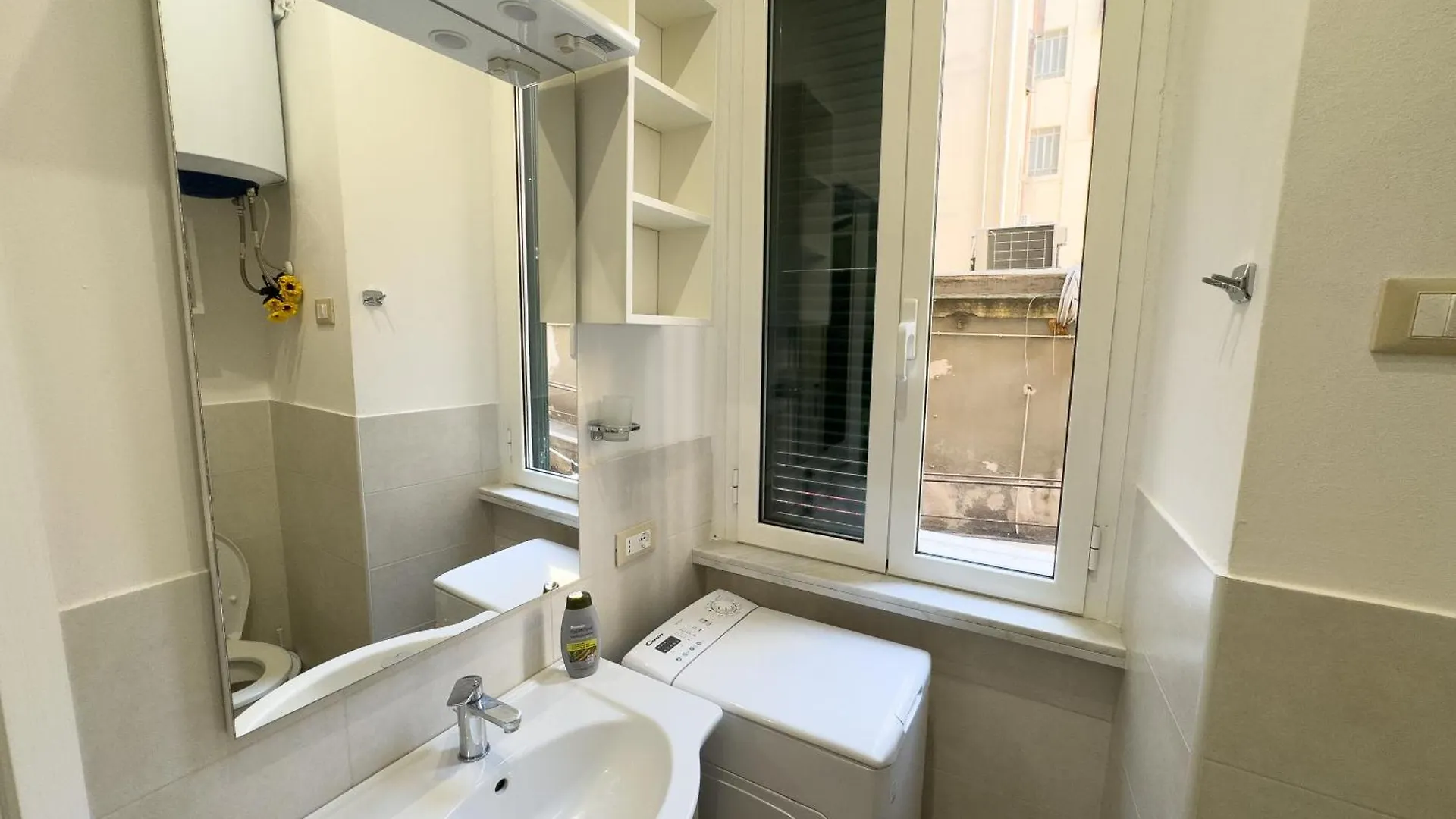 Valerias Nest Elegant Apt With Wifi And Charm Rome